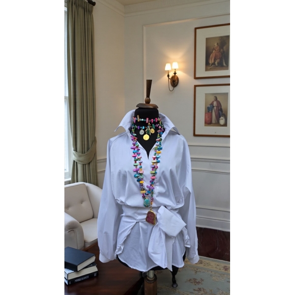 Belena Elegy – Бела Кошула со Врзување