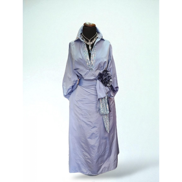 Лила тафта кокплет – Елегантен изглед