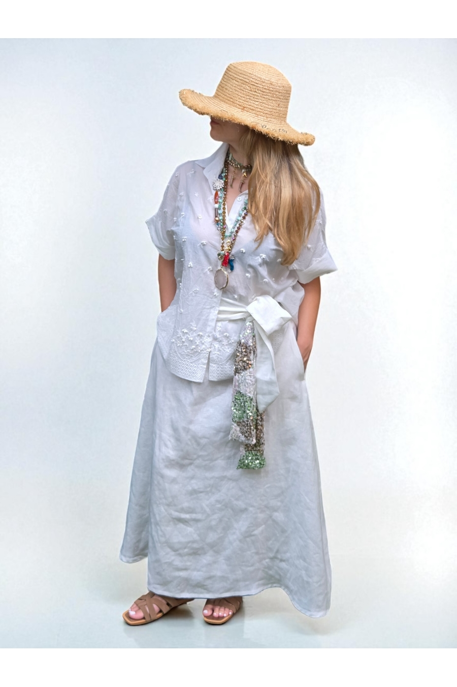 Женска кошула од 100% памук во бела боја