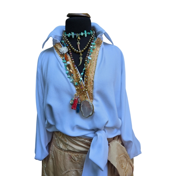 Mediterranean Pearl кошула од 100% памук со златен детал