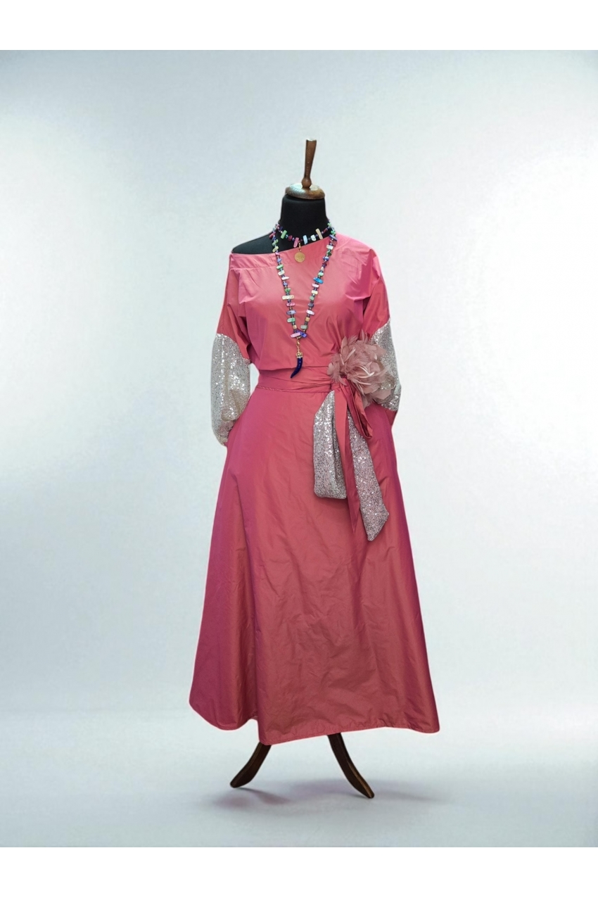 Peach Glamour- комплет од тафта свила