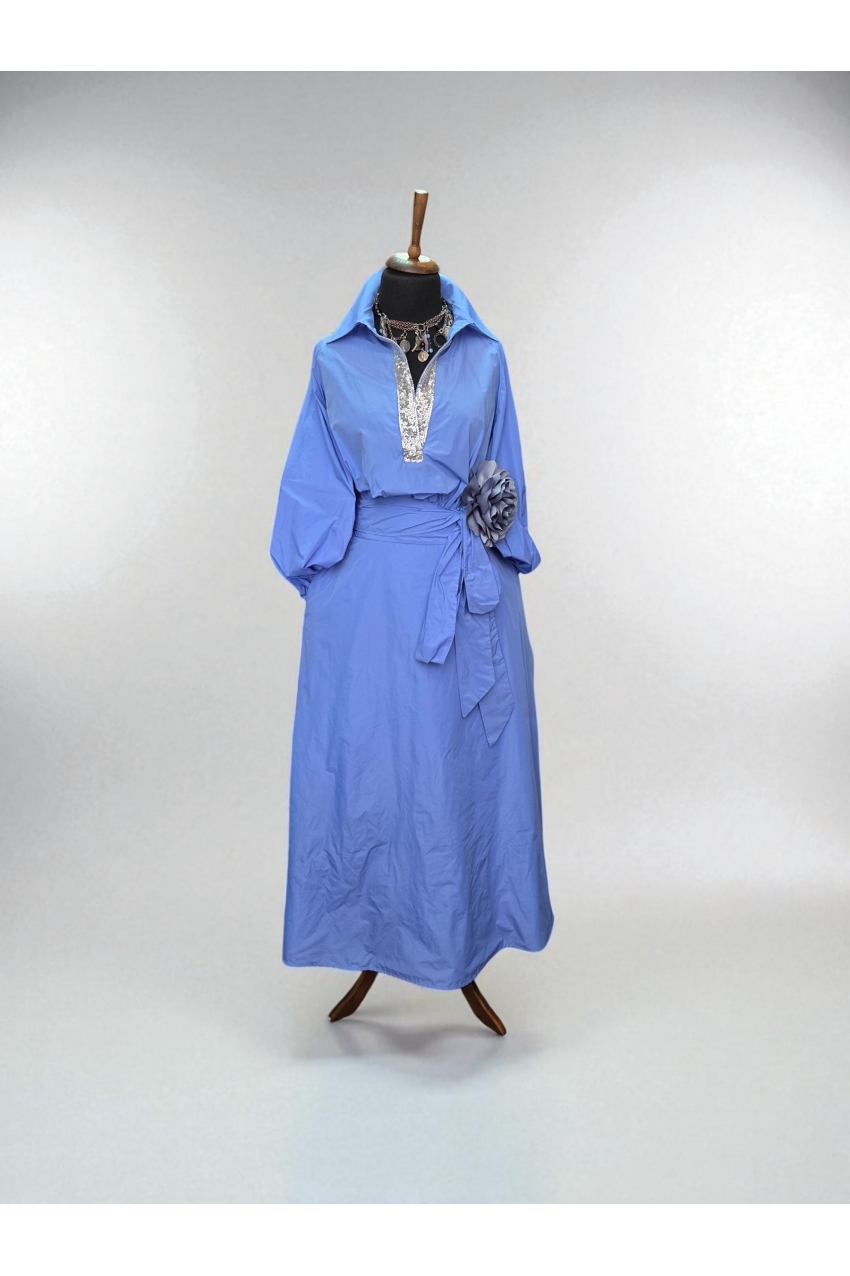 Светло сино комплет од тафта свила