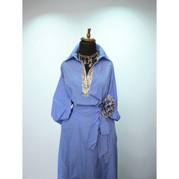 Светло сино комплет од тафта свила